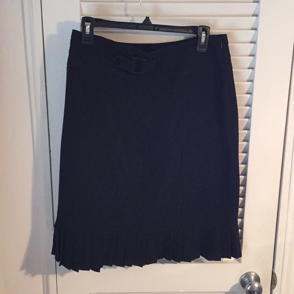 Professional pencil skirt